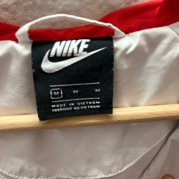 Nike Women’s USA Team Soccer Windrunner Jacket M Lightweight Windbreaker USWNT - Picture 12 of 14